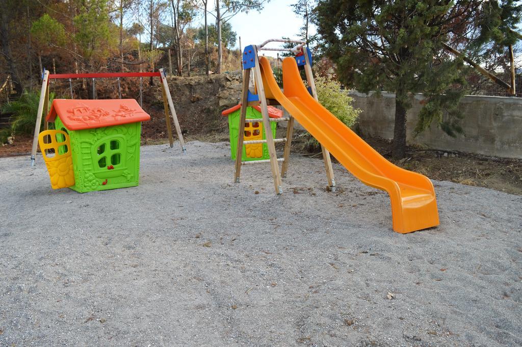Agriturismo Pattina Villa Pettineo Ngoại thất bức ảnh